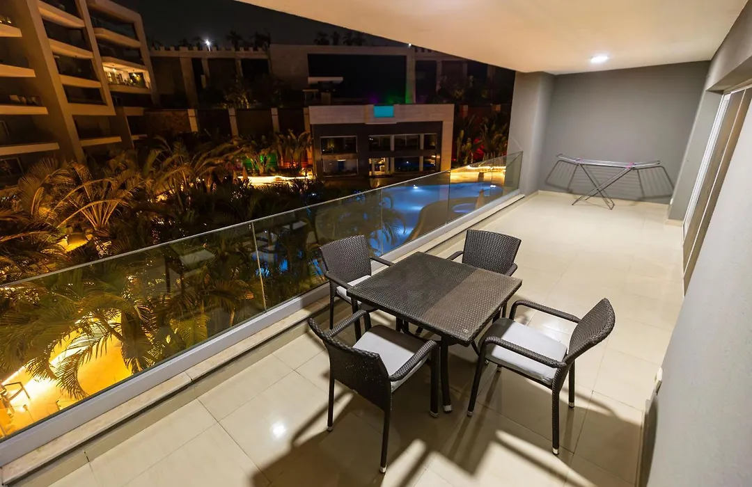 Deluxe Ocean Apartment Heliopolis-1